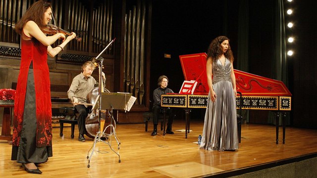 Música galante en el salón francés