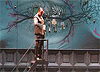 "Himmelweg (Camino del cielo(", de Juan Mayorga. Fotografía de Manuel Martínez Muñoz. Teatro María Guerrero. Madrid, 2004.