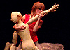 "El color de agosto", de Paloma Pedrero. Fotografía de Manuel Martínez Muñoz. Teatro Arlequín (Madrid), febrero de 2006. Dirección, Marta Álvarez.