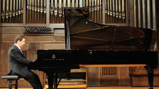 Mozart: Rondo in D major