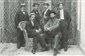 Conrado del Campo (sentado, con barba) y unos amigos, c. 1915. Fondo M. Alonso