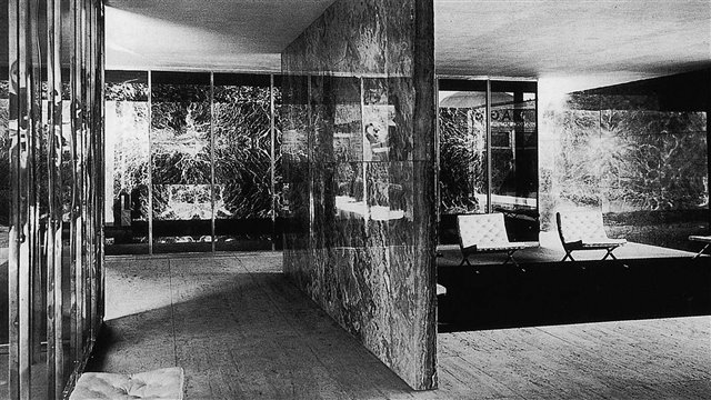 The Barcelona Pavilion and the modern space