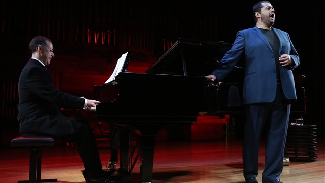 The Spanish song and the Italian aria